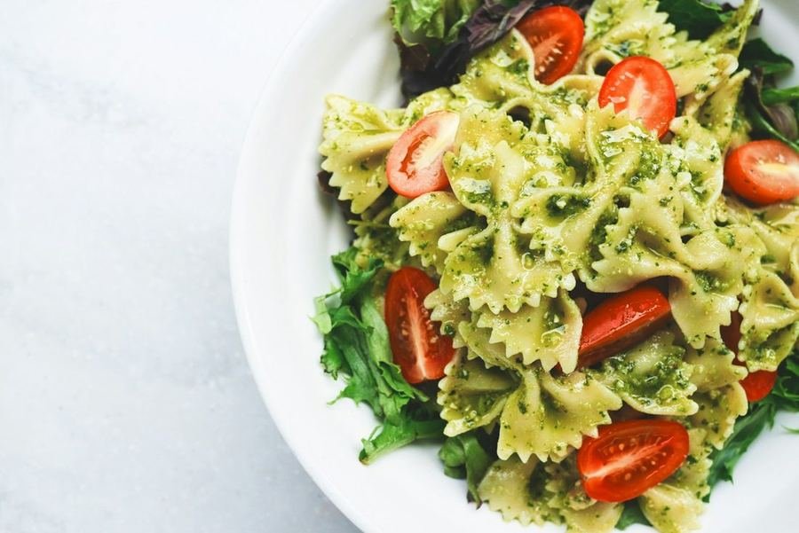Salade de pâtes pesto et mozzarella
