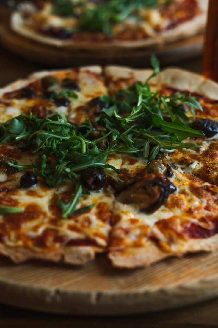 Pizza tortilla jambon-roquette